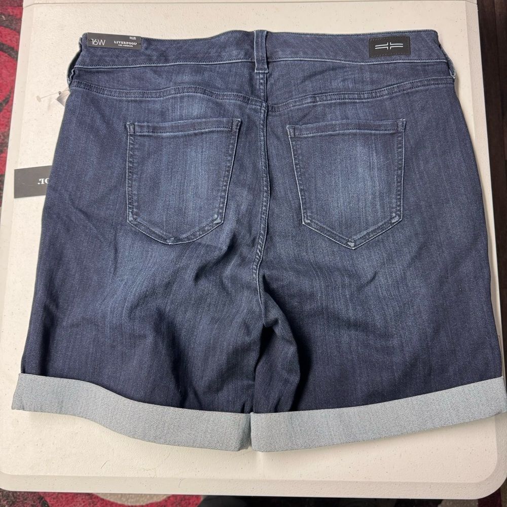 Liverpool The Short women’s denim jean size 16W Westport wash cuff